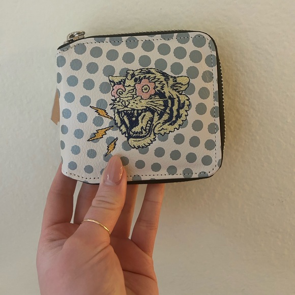 Min & Mon Handbags - Min & Mon Cream Leather Wallet - Herocity Tiger Embroidery